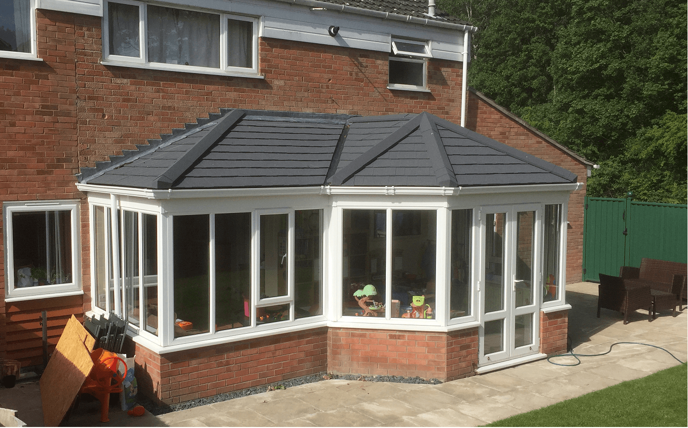 P_Shaped_Solid_Conservatory_Roof_Bar_Hill